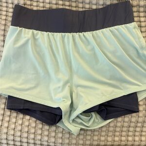 Fabletics women’s 2-in-1 athletic shorts, size medium